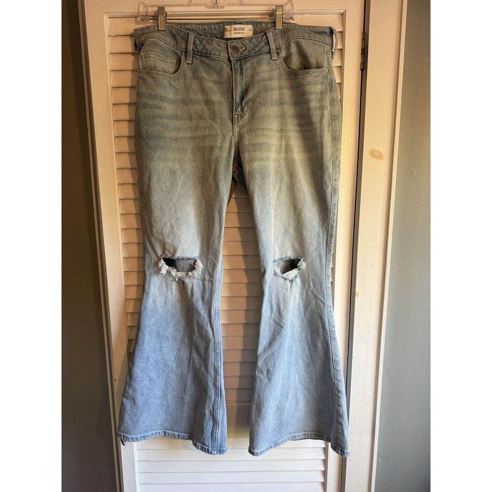 Hollister Distressed Light Blue High Rise Flared Jeans Women’s 16 Hippie Indie